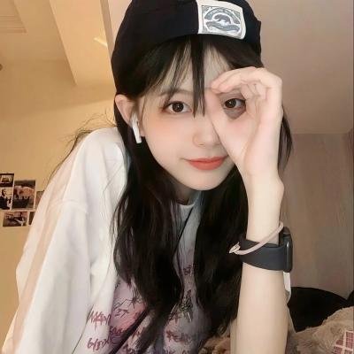 蒂拉和兰妮劫火车